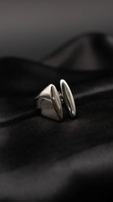 Nova Slit Statement Ring
